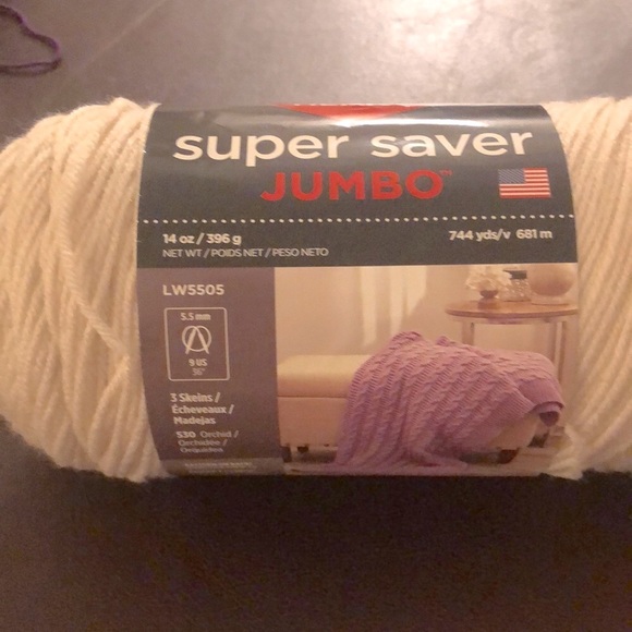 One Skein of RED HEART SUPER SAVER JUMBO Yarn. 14 oz. 4 Medium.ARAN color. NWT - Picture 6 of 6